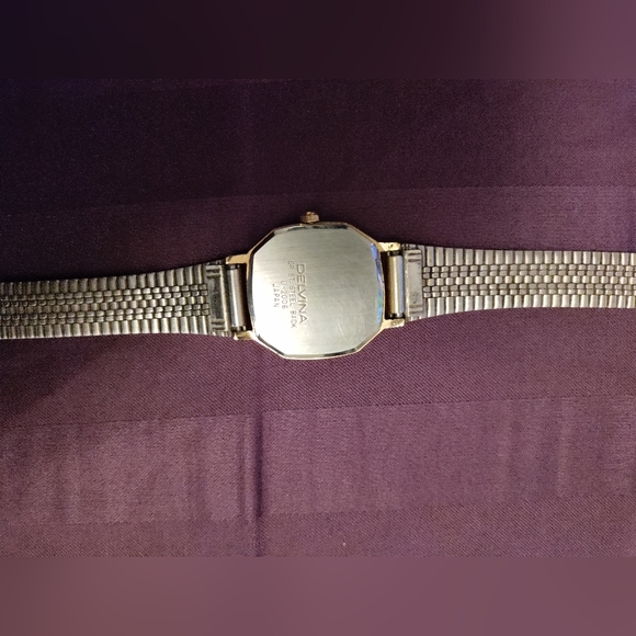 Delvina Quartz Watch - Picture 5 of 6
